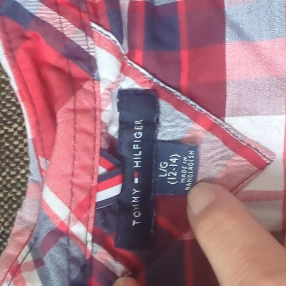 Tommy Hilfiger Boys Button Down - Picture 2 of 4